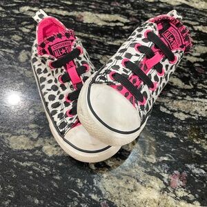 Converse Size 9 Toddler